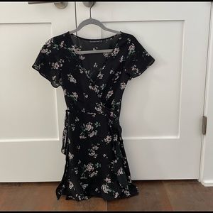 Abercrombie & Fitch Black Floral Wrap Dress